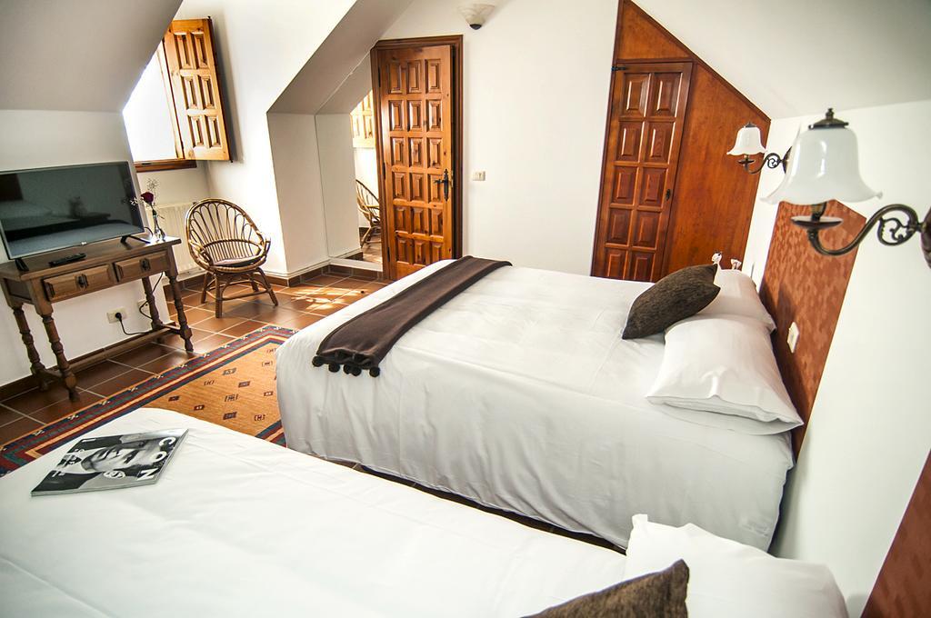 Hotel Rectoral De Areas Tui Esterno foto